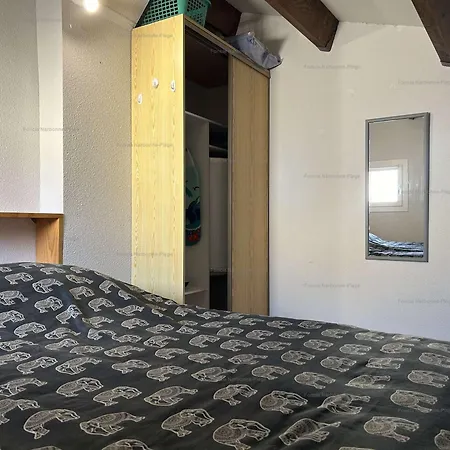 Pavillon 2 Pieces Mezzanine, 4 Couchages, Terrasse, Piscine, Proche - - Fr-1-229b-100